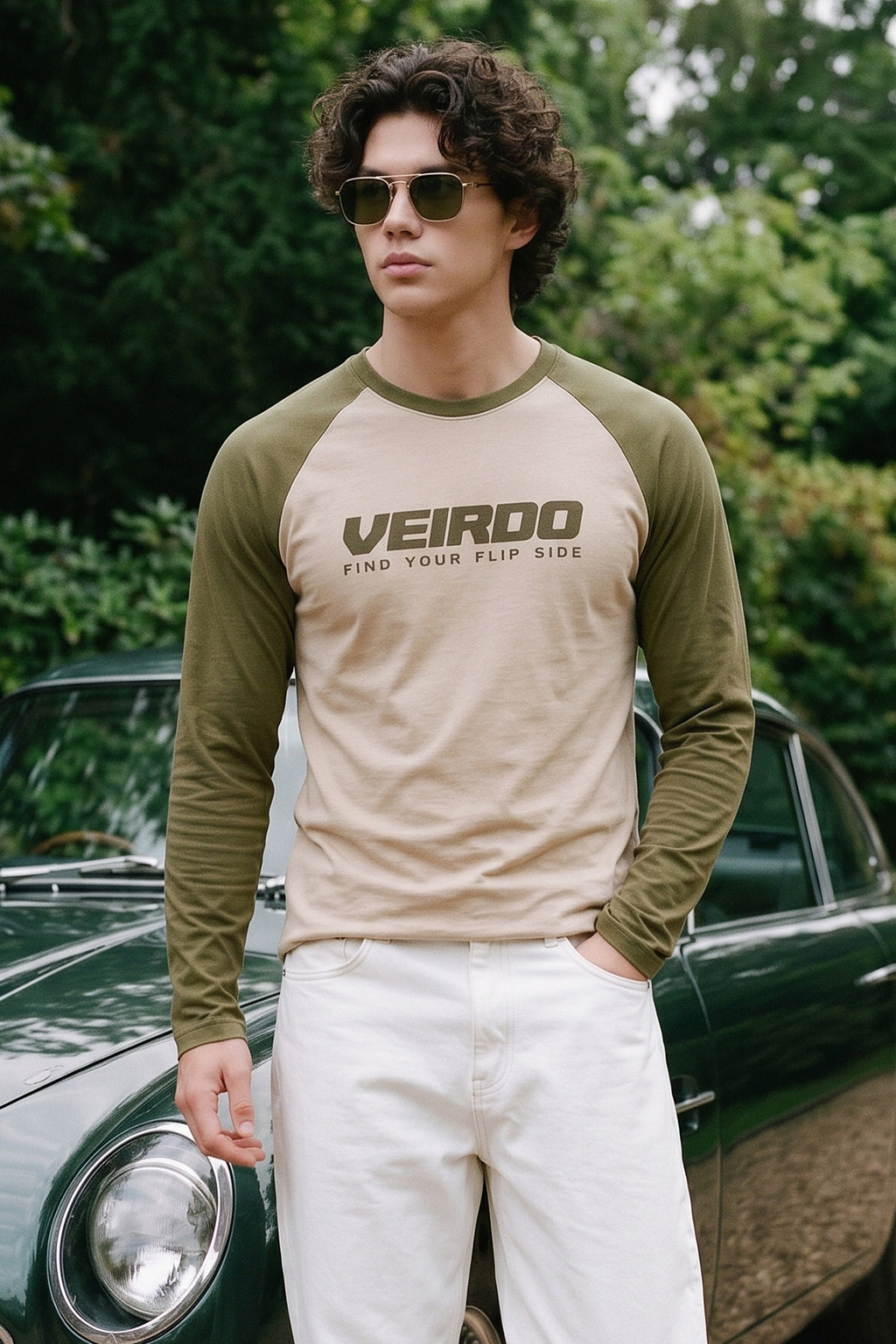Veirdo Swanwhite & Olive Raglan Full Sleeve Printed T-shirt