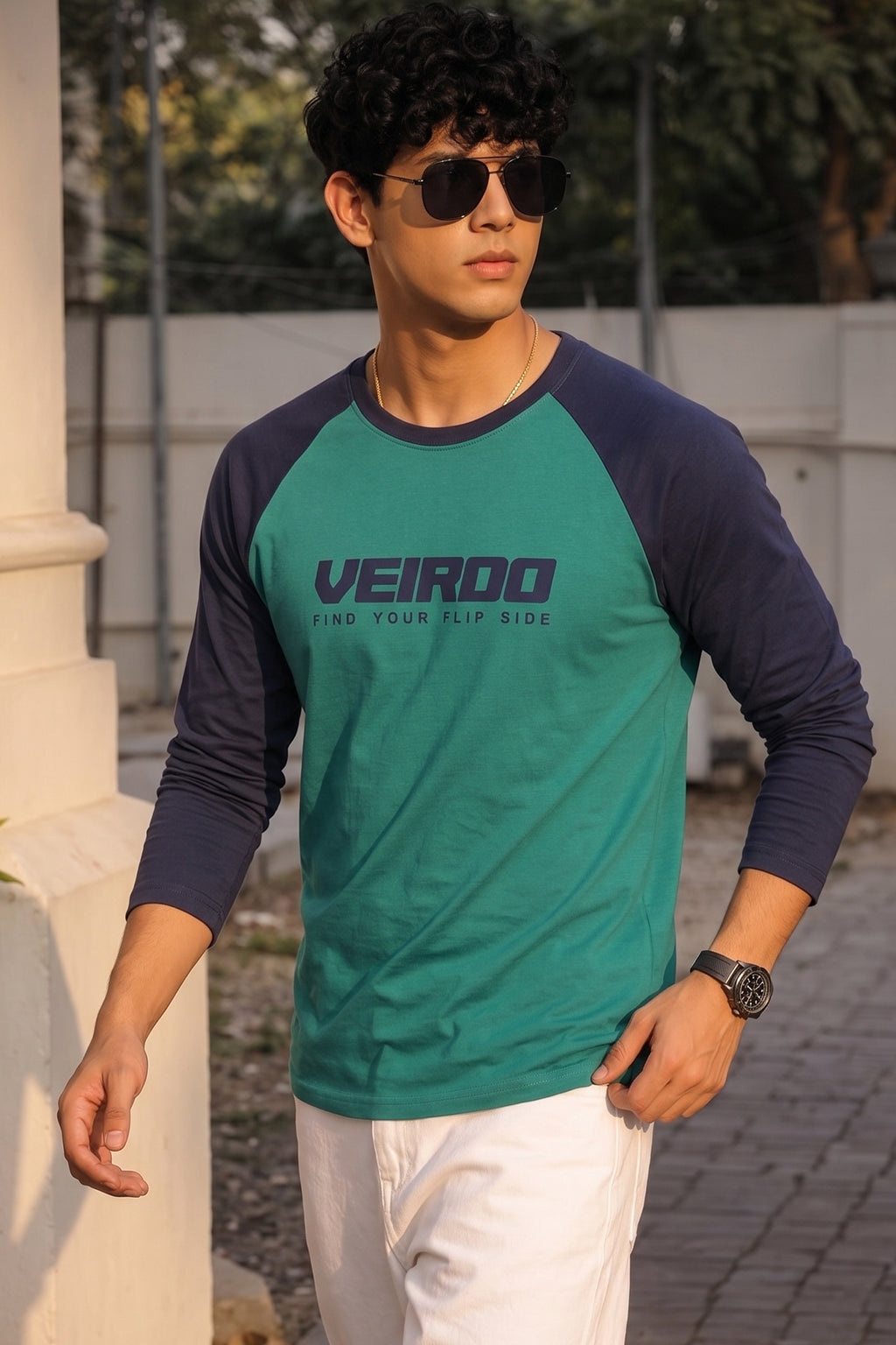 Veirdo Navy & Green Raglan Full Sleeve Printed T-shirt