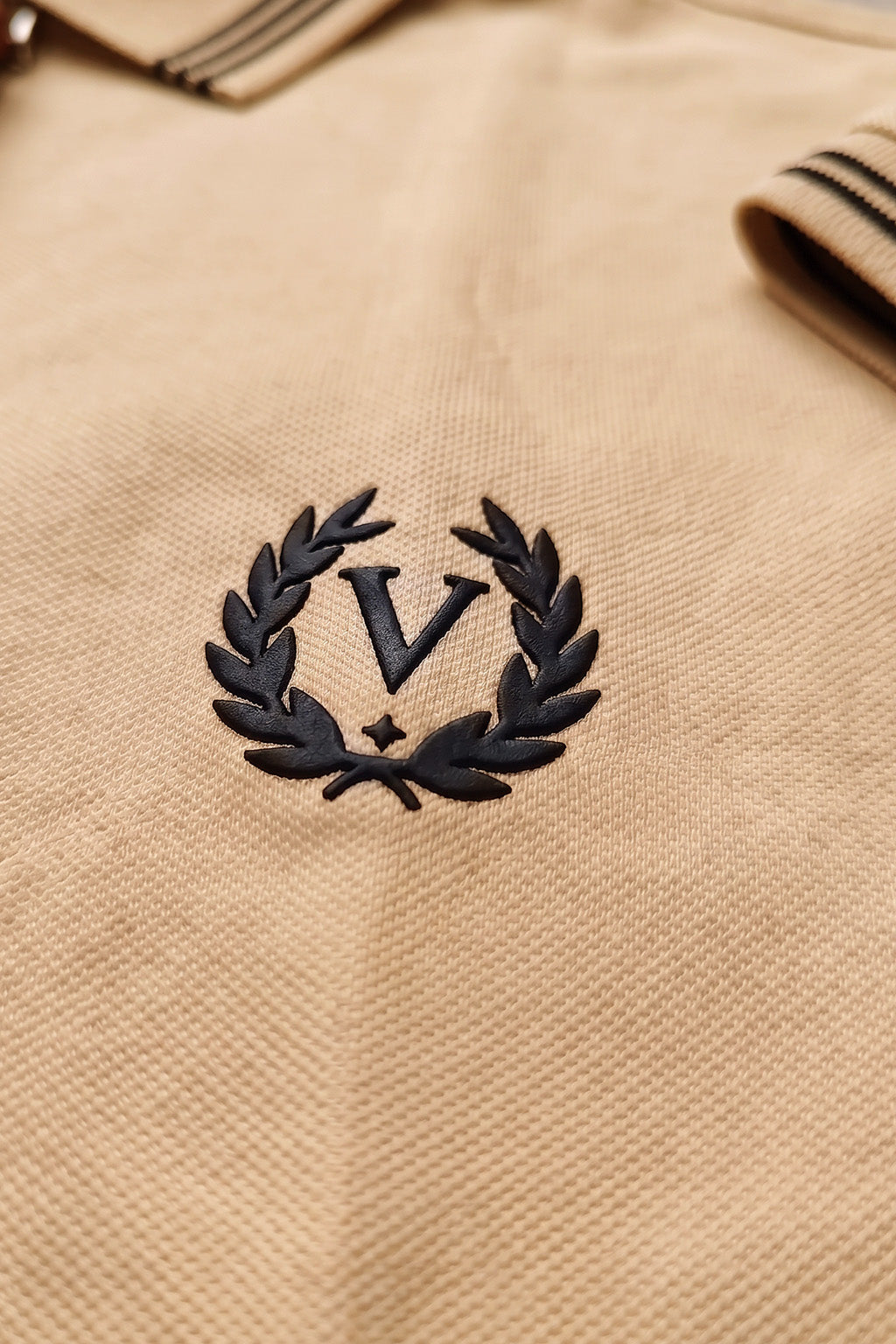 Imperial Crest Stripe Collar Swanwhite Regular Fit Polo T-shirt