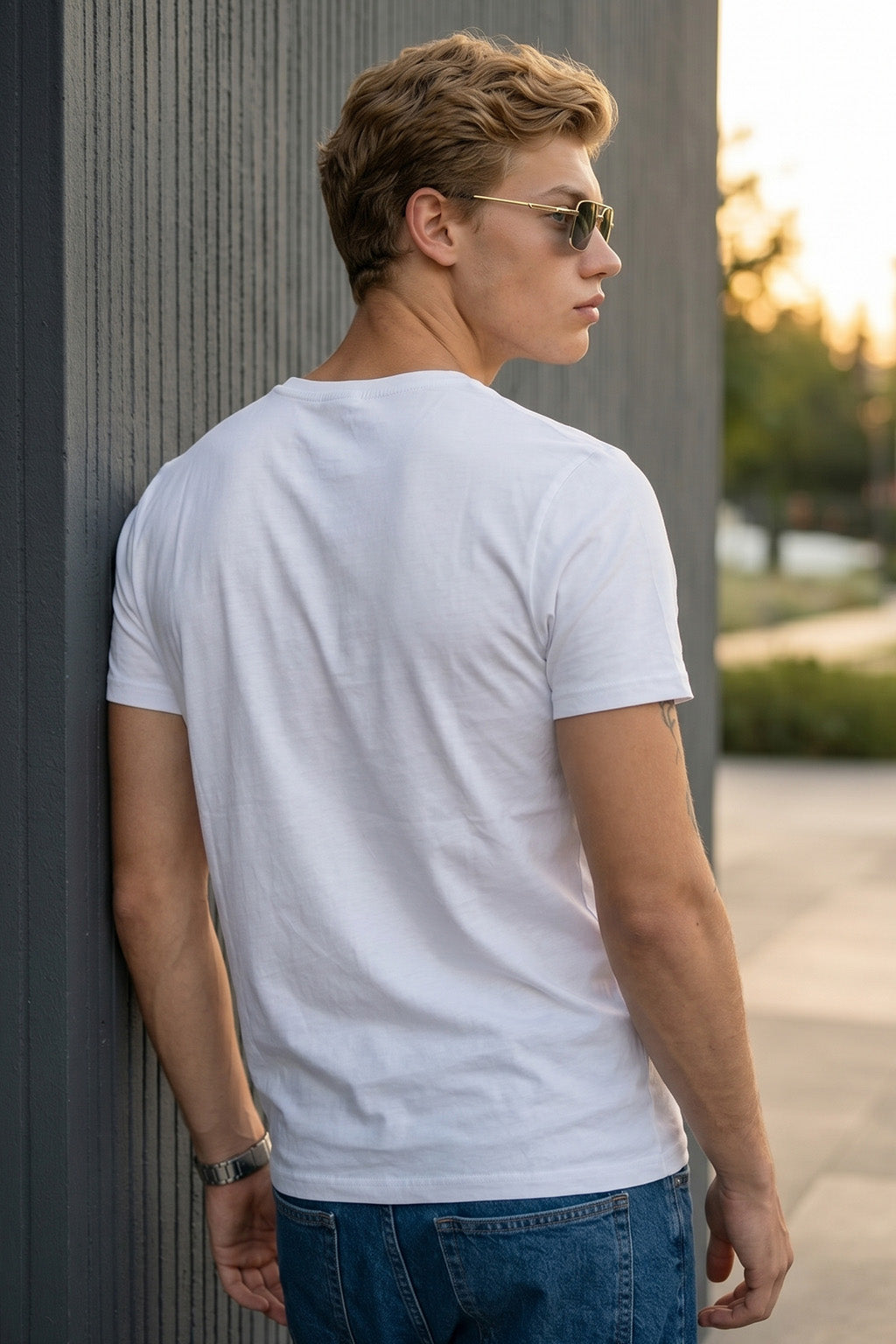 White Plain V-Neck Regular Fit T-shirt