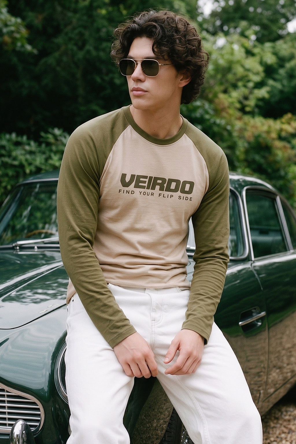 Veirdo Swanwhite & Olive Raglan Full Sleeve Printed T-shirt